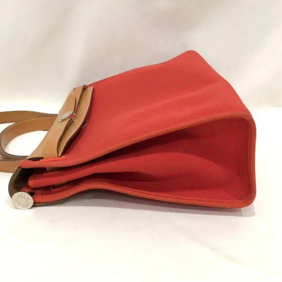 π§‘2X HPπ§‘ Hermes Red/Orange Canvas Herbag SKU #883269 (Gently Used) - Picture 4 of 16